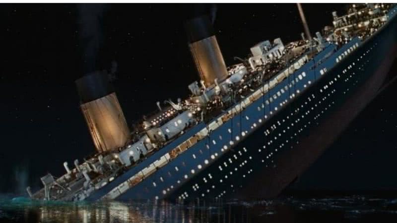 Cena do naufrágio no filme Titanic (1997) - Divulgação/Paramount Pictures