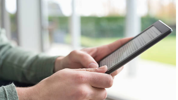 Vantagens de ter um Kindle - Reprodução/Getty Images
