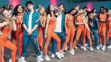 Now United para o clipe de Crazy Stupid Silly Love - Divulgação/Now United